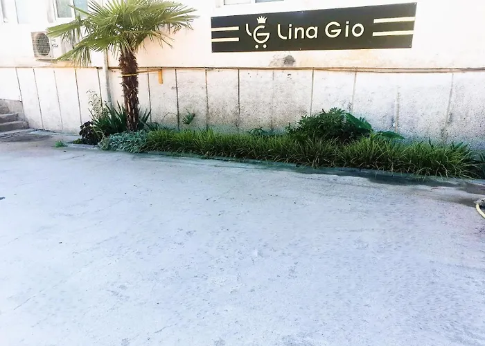 Lina Gio Апартамент *